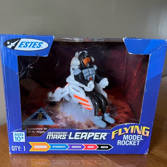 Destination Mars LEAPER model rocket - Picture 2 of 7